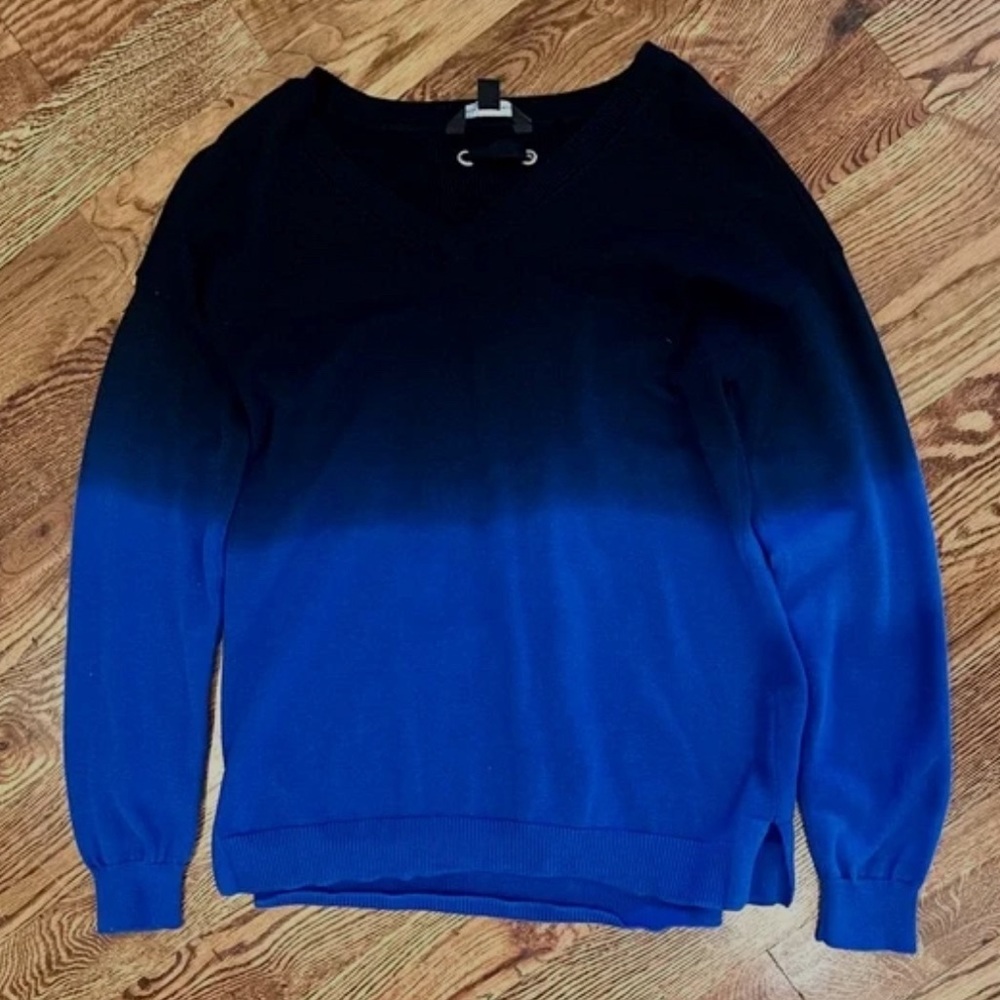 Rock & Republic Women's Knitted Long Sleeve Lace Up Back Ombre Sweater